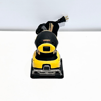 DEWALT LIJADORA ORBITAL - DWE6411K
