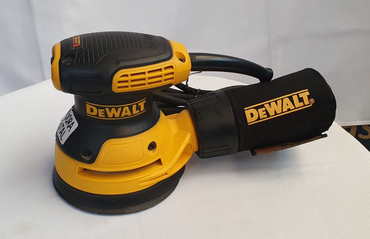 DEWALT KIT DE LIJADORA ORBITAL ALEATORIA DE 5" - DWE6421K