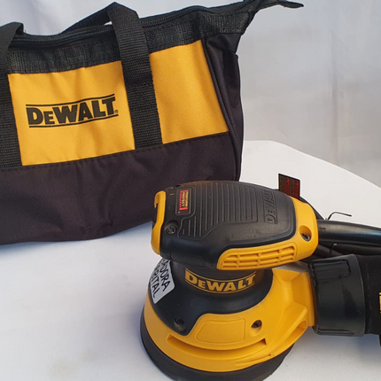 DEWALT KIT DE LIJADORA ORBITAL ALEATORIA DE 5" - DWE6421K