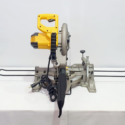 DEWALT SIERRA INGLETEADORA DE 10" - DW714