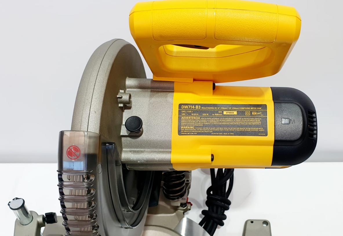 DEWALT SIERRA INGLETEADORA DE 10" - DW714