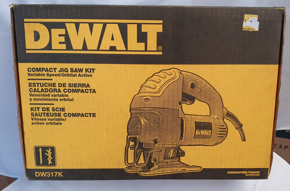 DEWALT SIERRA CALADORA COMPACTA - DW317K