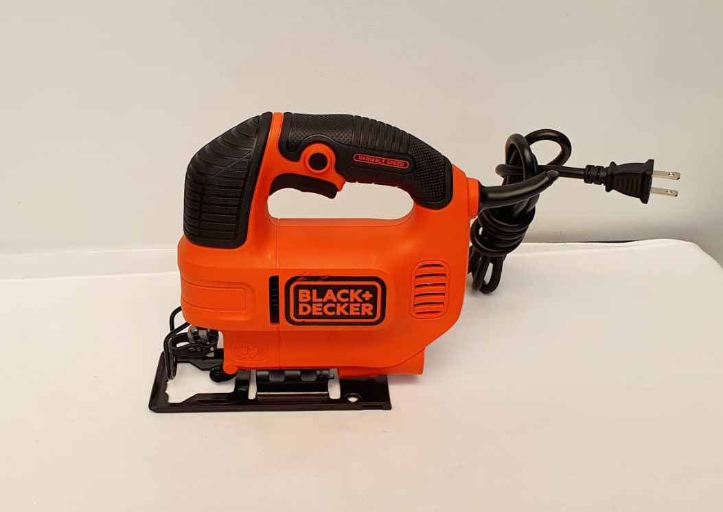 BLACK+DECKER SIERRA CALADORA 550W -  KS701E-B3