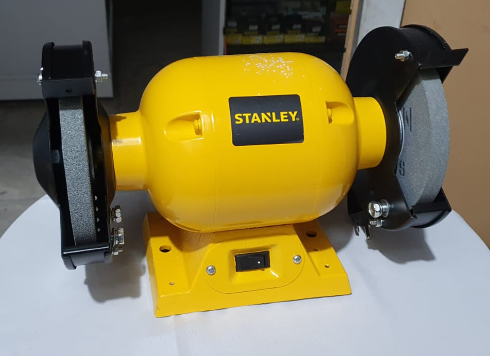 STANLEY ESMERIL DE BANCO DE 6" - STGB3715