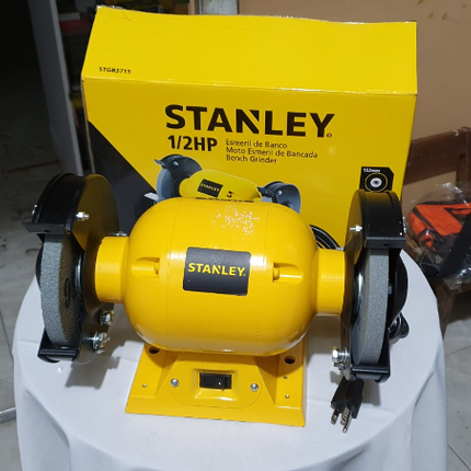 STANLEY ESMERIL DE BANCO DE 6" - STGB3715