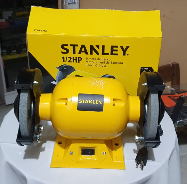 STANLEY ESMERIL DE BANCO DE 6" - STGB3715