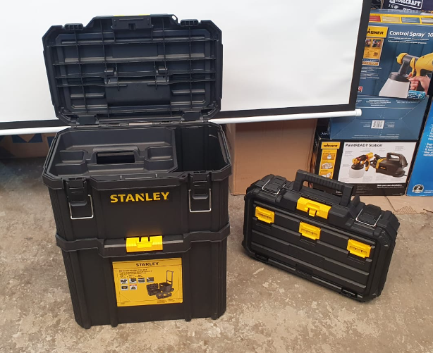 SET DE CAJAS DE HERRAMIENTA STANLEY