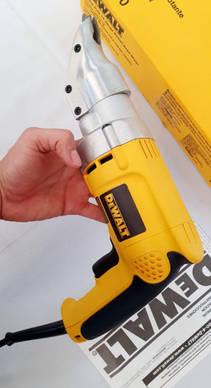 DEWALT CIZALLA CALIBRE 19 CON CABEZA GIRATORIA PARA TRABAJO PESADO - DW890