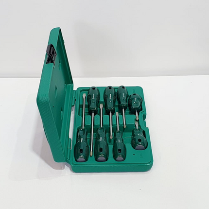 SATA JUEGO DE DESTORNILLADORES DE 8 PIEZAS - ST09306SJ