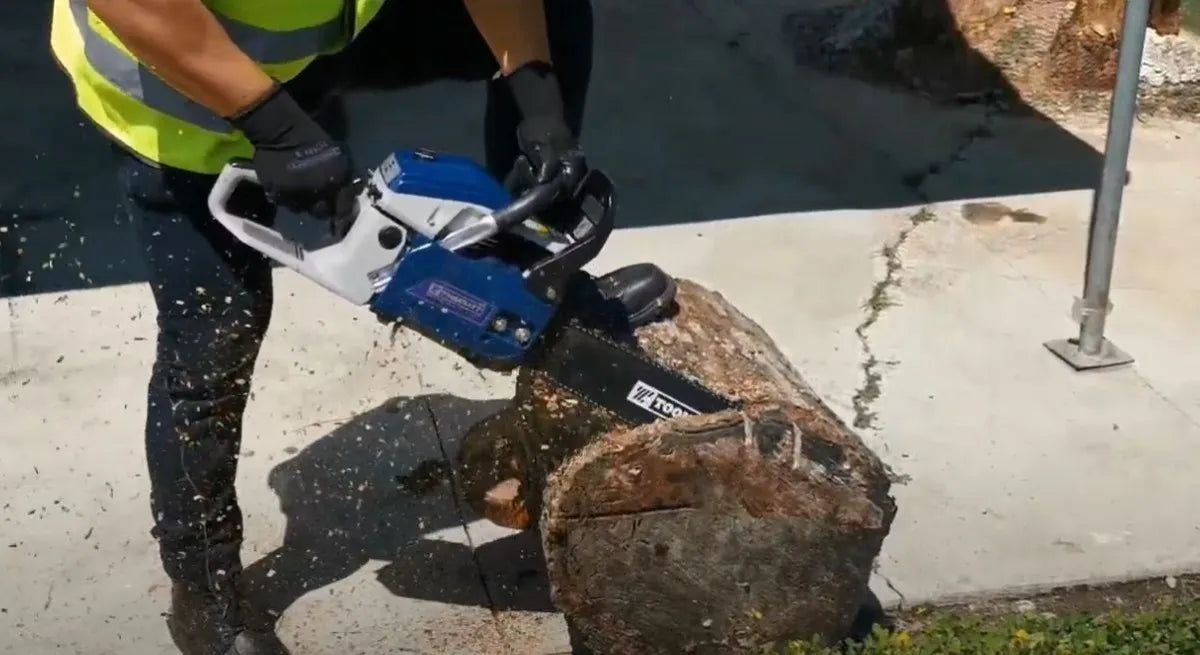 TOOLCRAFT MOTOSIERRA A GASOLINA 22'' TC3886