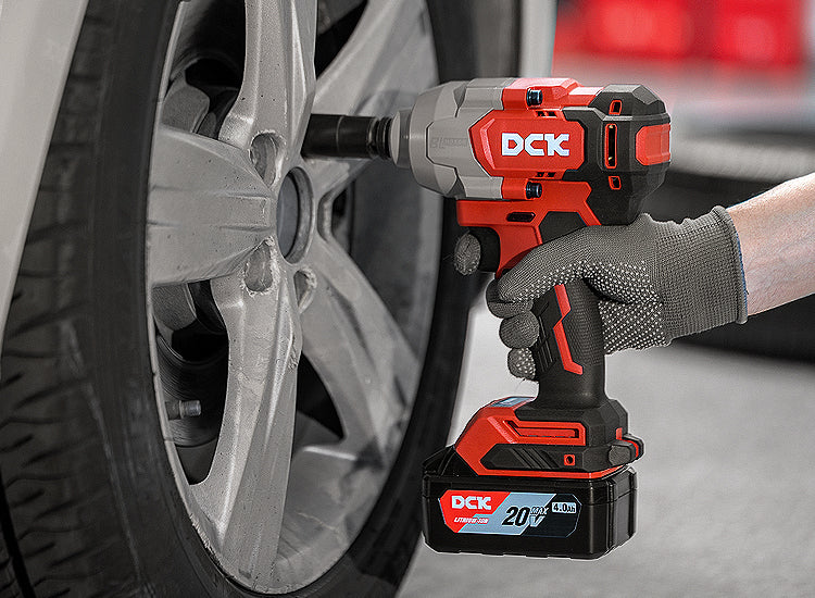 DCK LLAVE DE IMPACTO INALAMBRICA 20V 750W KDPB698