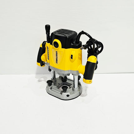 UYUSTOOLS RUTEADORA 1500W