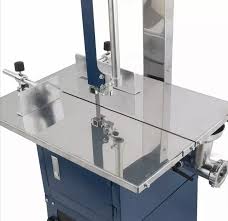 FERTON SIERRA PARA CORTAR HUESO CON MOLINO DE CARNE MQC250