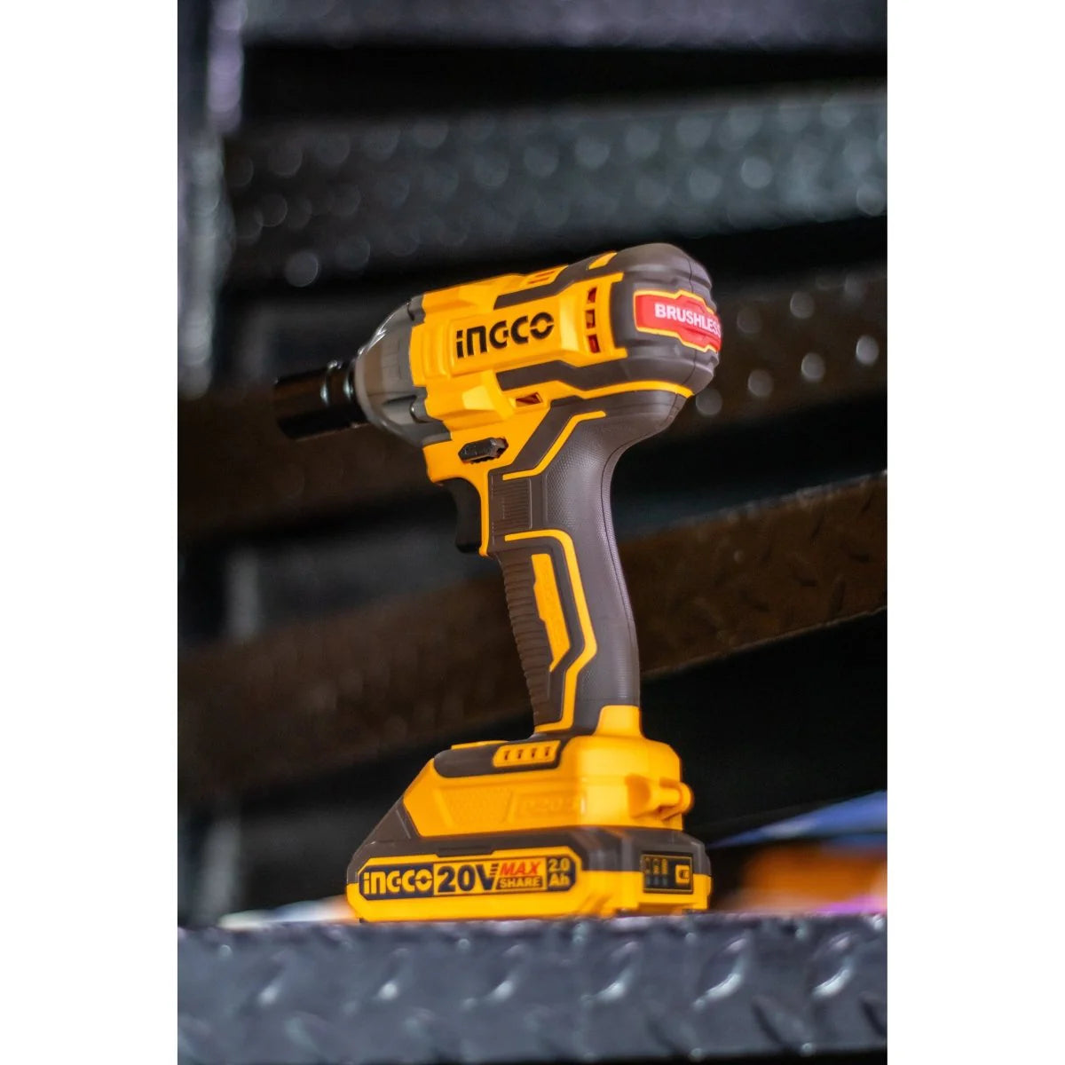 INGCO LLAVE DE IMPACTO INALAMBRICA 20V 500 N.M UCIWLI2050